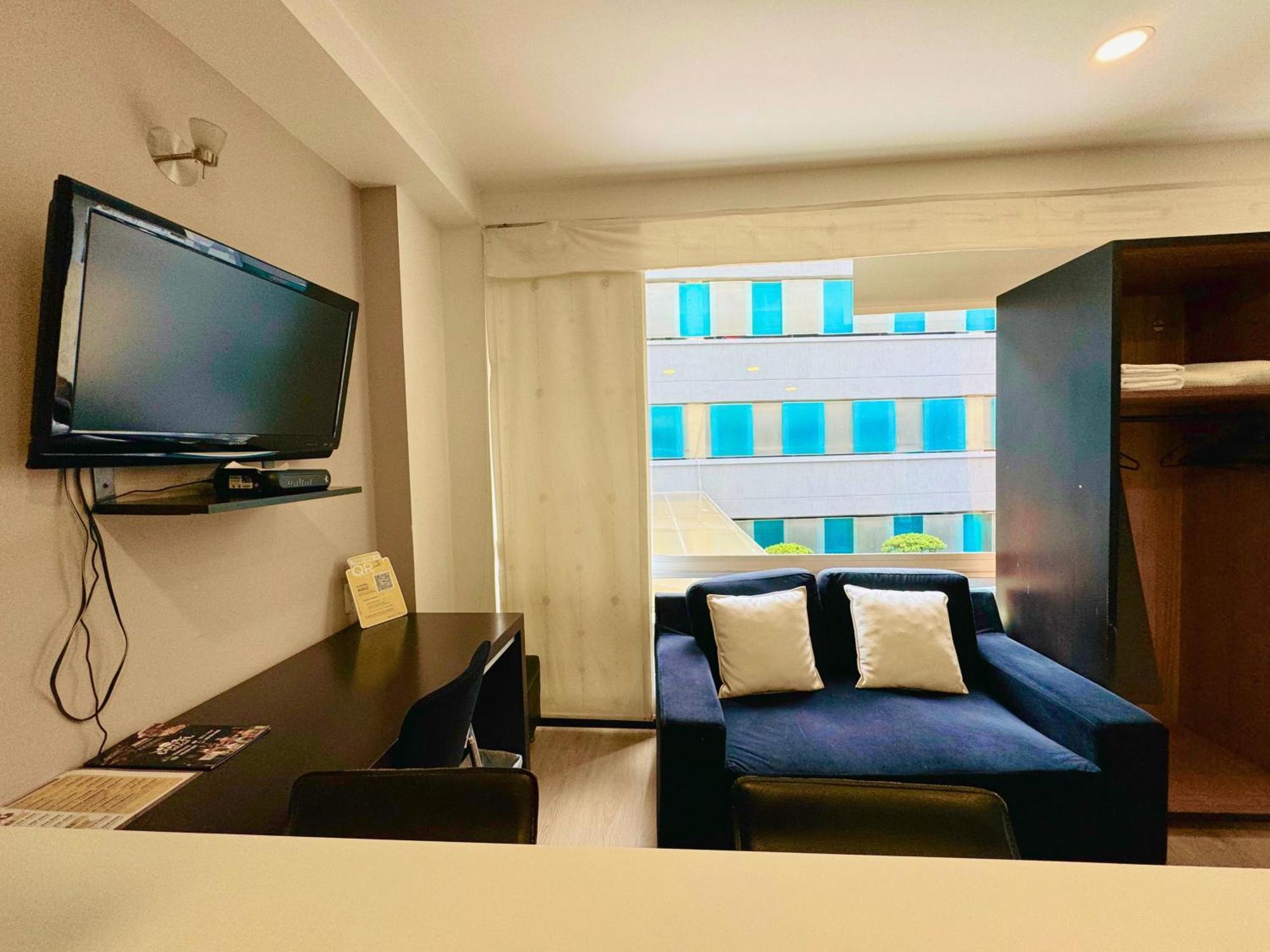 Aparta Suite Continental Bogotá Exteriör bild